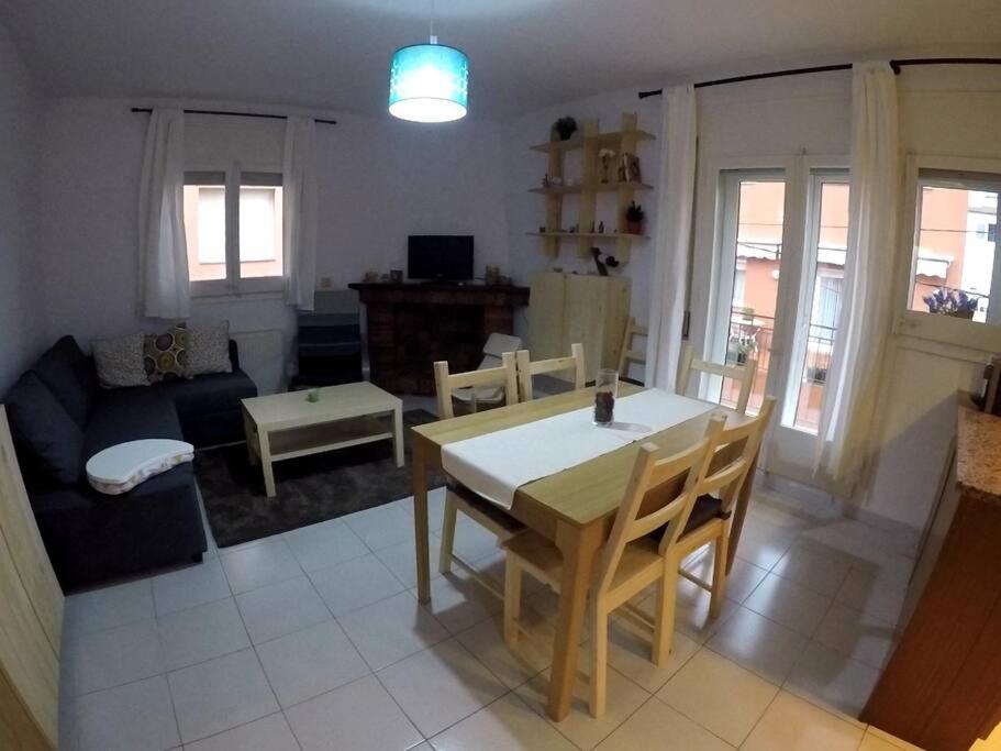 Cool Breeze Apartment Maçanet de Cabrenys Εξωτερικό φωτογραφία