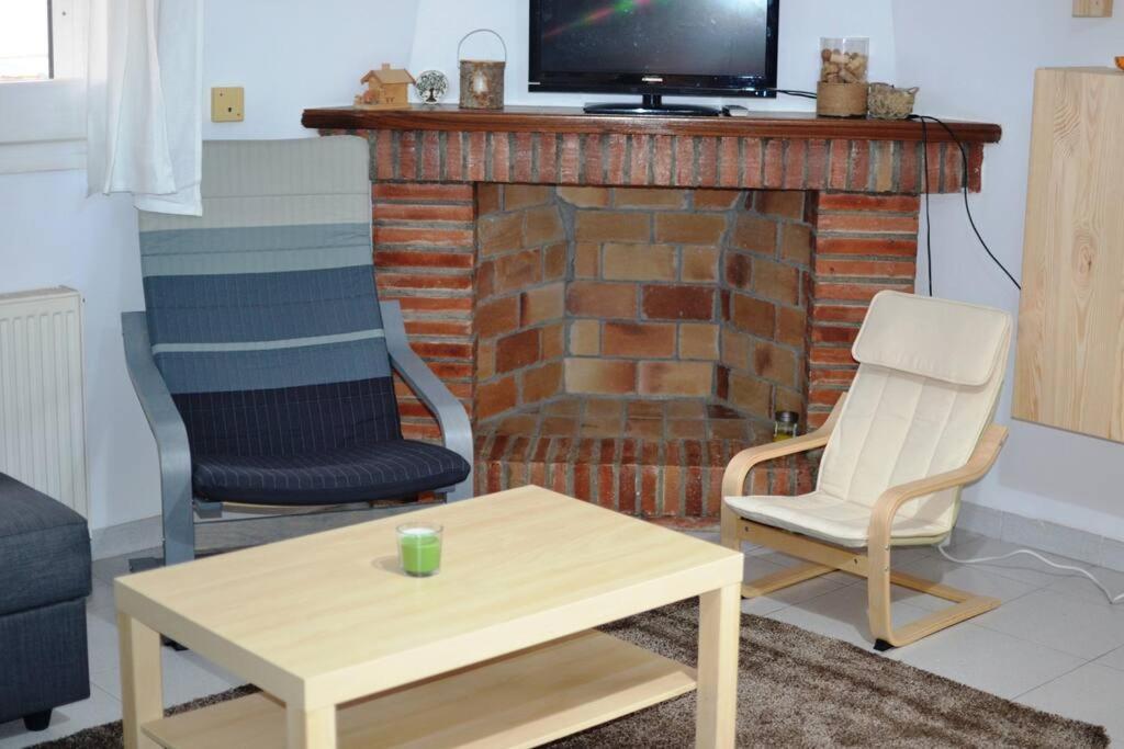 Cool Breeze Apartment Maçanet de Cabrenys Εξωτερικό φωτογραφία
